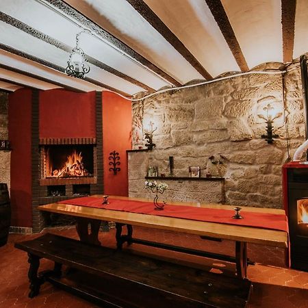 Durmiendo Como Reyes En La Rioja Cihuri Esterno foto