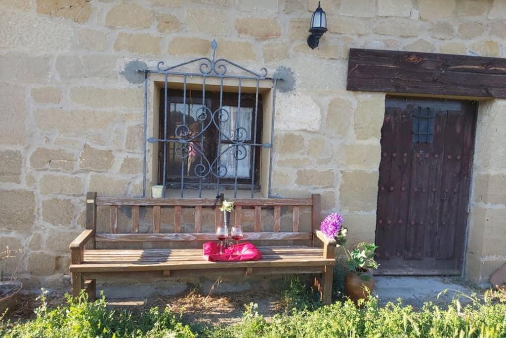 Durmiendo Como Reyes En La Rioja Cihuri Esterno foto